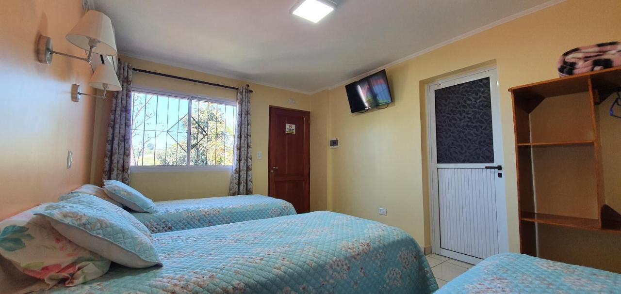 Hospedaje Jose Gorgues Puerto Iguazu Ngoại thất bức ảnh
