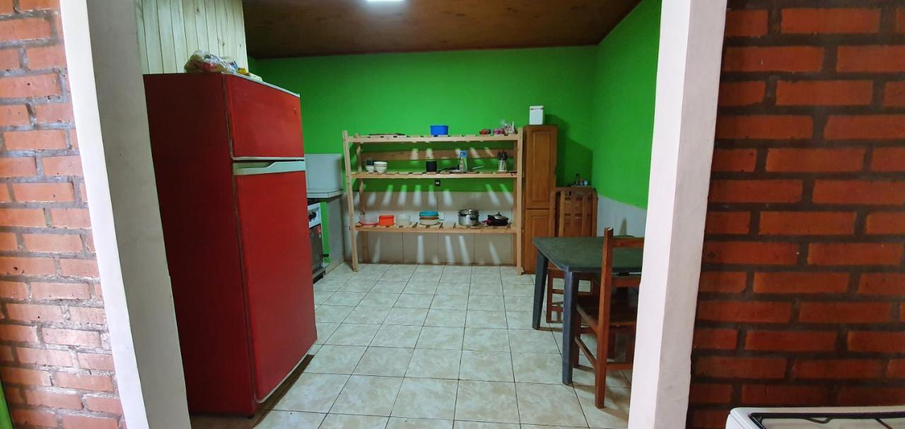 Hospedaje Jose Gorgues Puerto Iguazu Ngoại thất bức ảnh