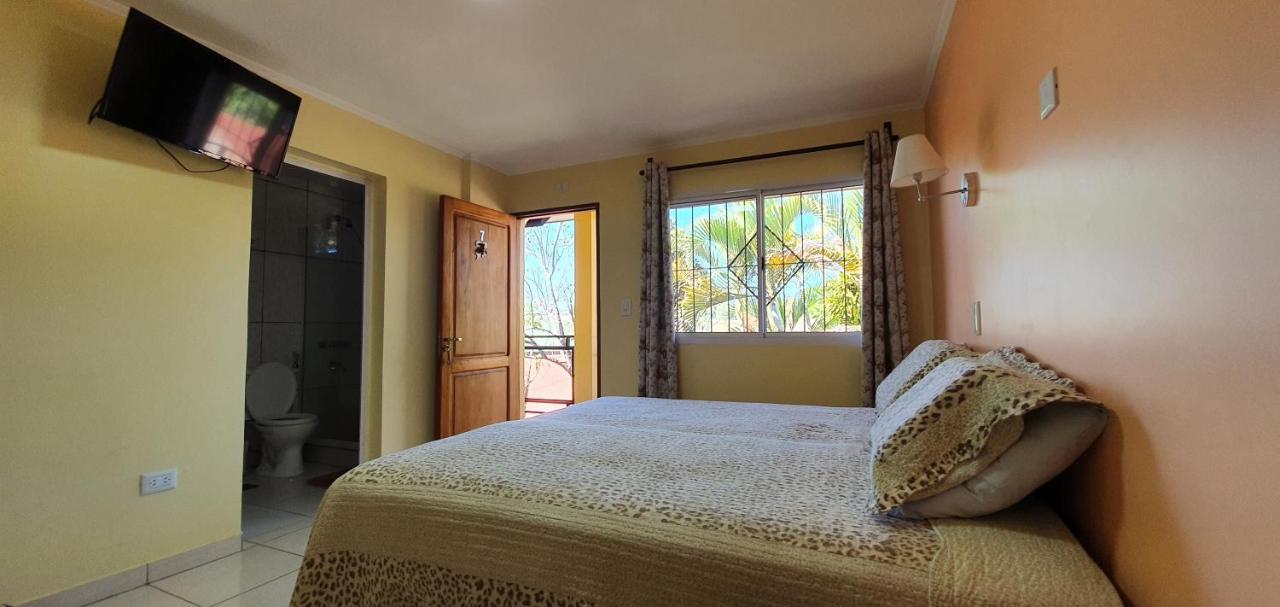 Hospedaje Jose Gorgues Puerto Iguazu Ngoại thất bức ảnh
