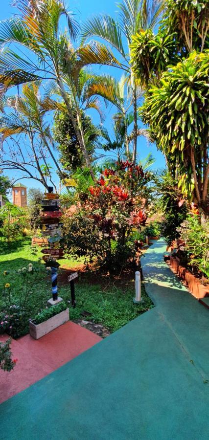 Hospedaje Jose Gorgues Puerto Iguazu Ngoại thất bức ảnh